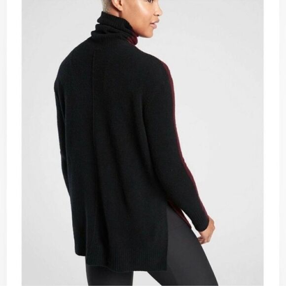 Athleta Transit Colorblock Turtleneck Sweater in Merino Wool-Blend XS - Picture 2 of 8